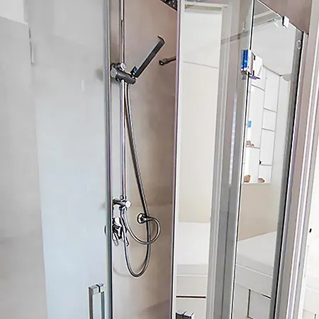 Appartement Alma Mari *